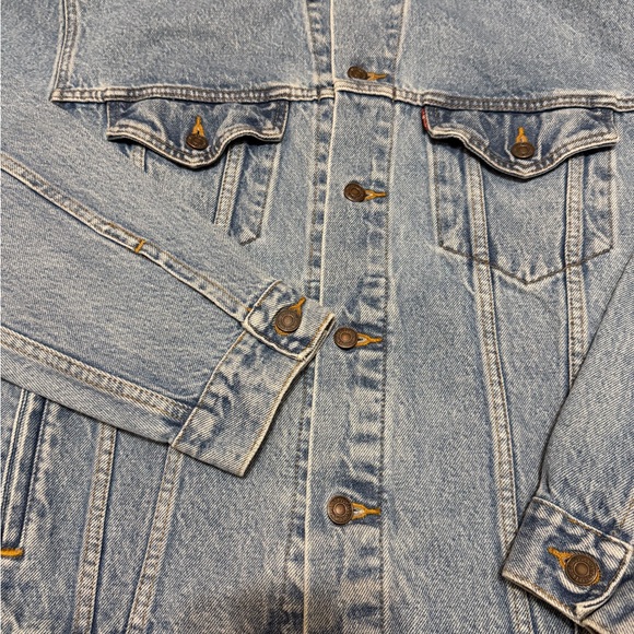 Levi's Vintage Y2K Light Blue Denim Jacket - Picture 3 of 6